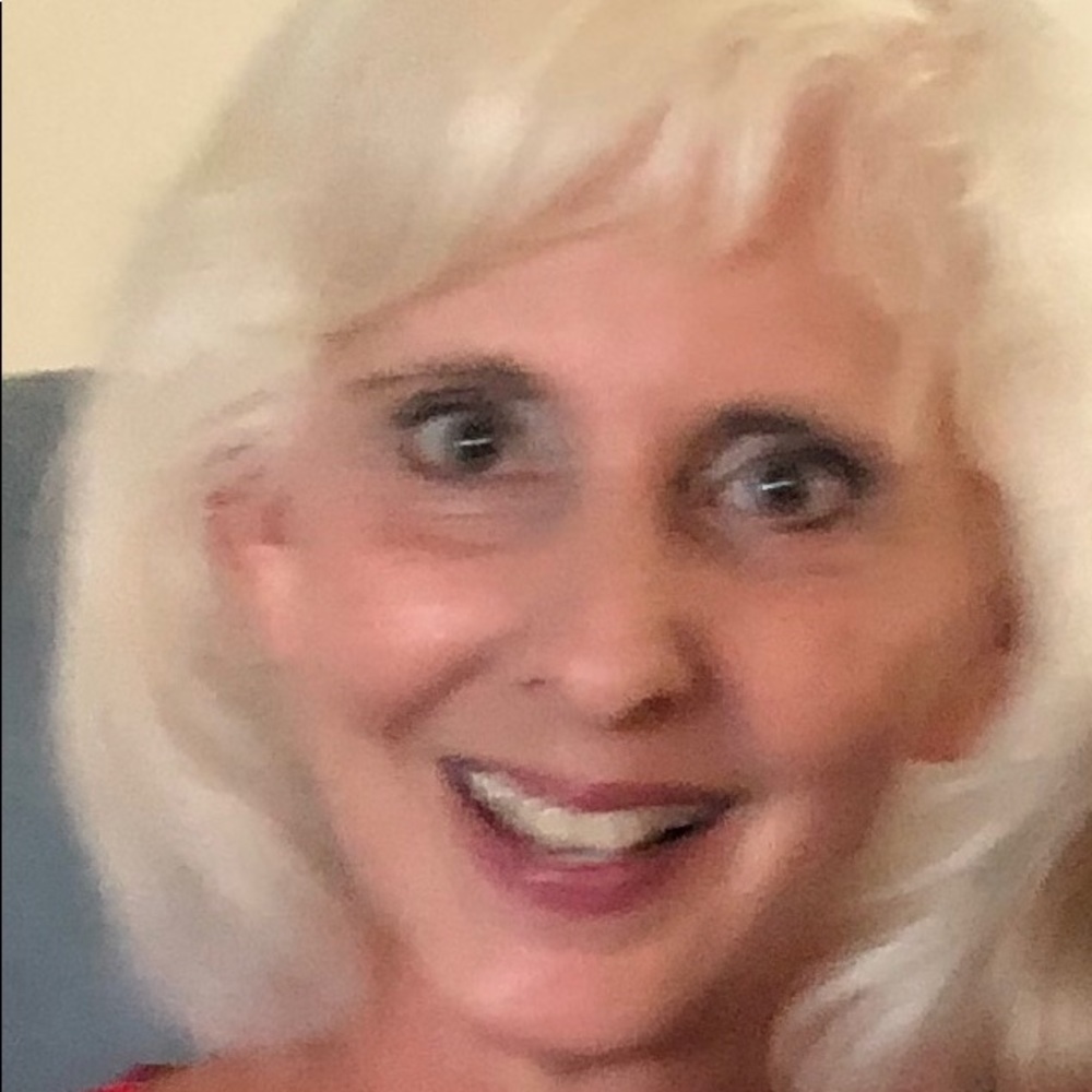 Meet your Posher, Martyne